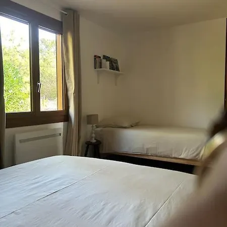 Maison Les Pins * Lagorce (Gironde)